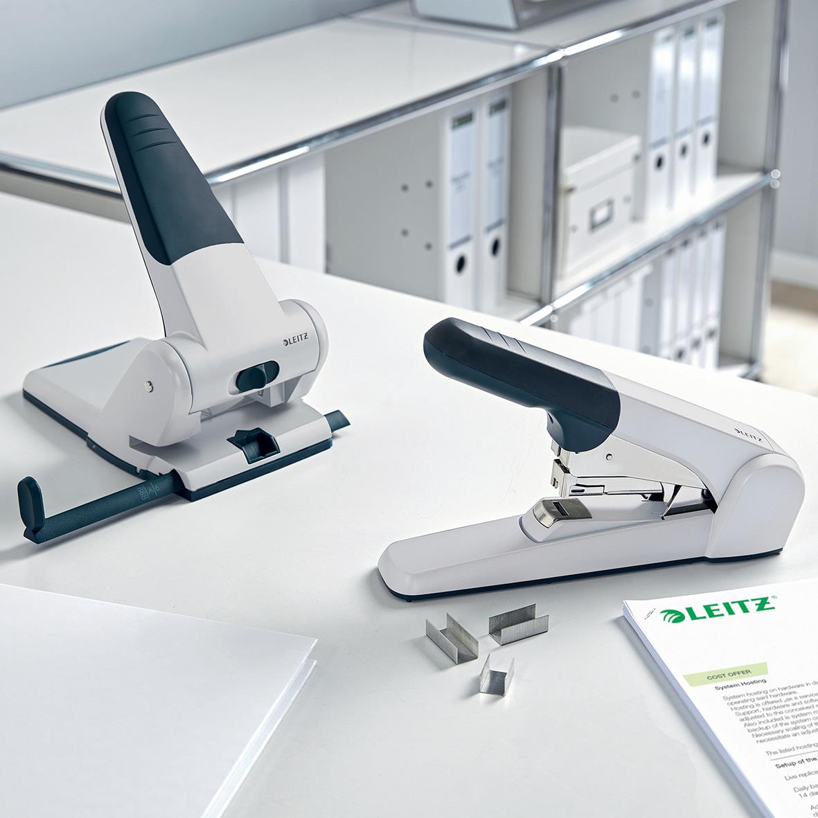 Häftapparat Leitz 5552 Flat Clinch Helstapel 60 Ark Grå